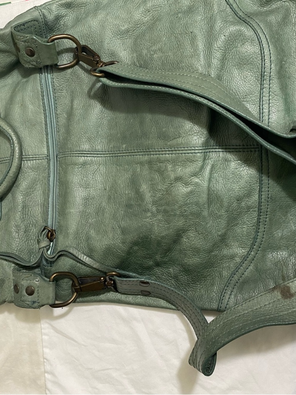 Maurizio Taiuti Sage Green Leather Crossbody Tote - Picture 2 of 15